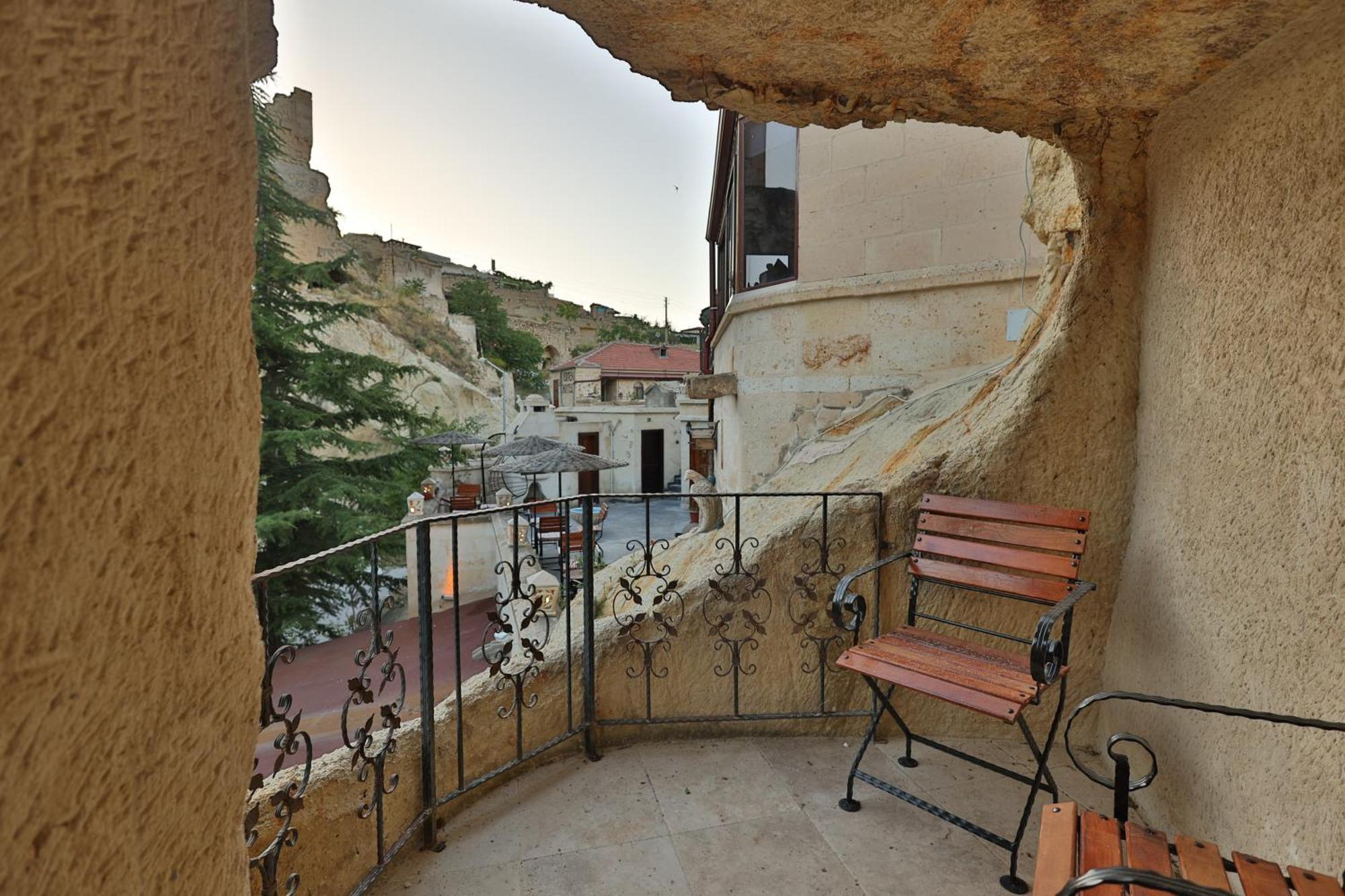 Demisos Caves Hotel Ургуп Экстерьер фото