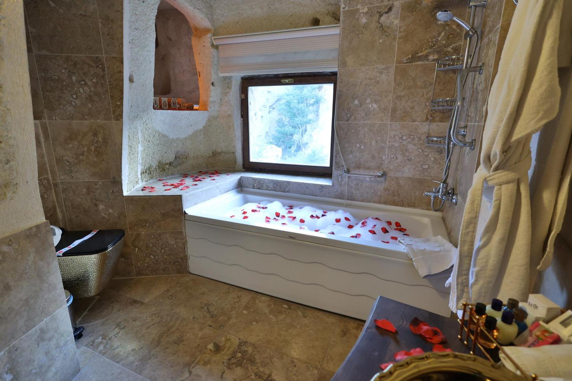 Demisos Caves Hotel Ургуп Экстерьер фото