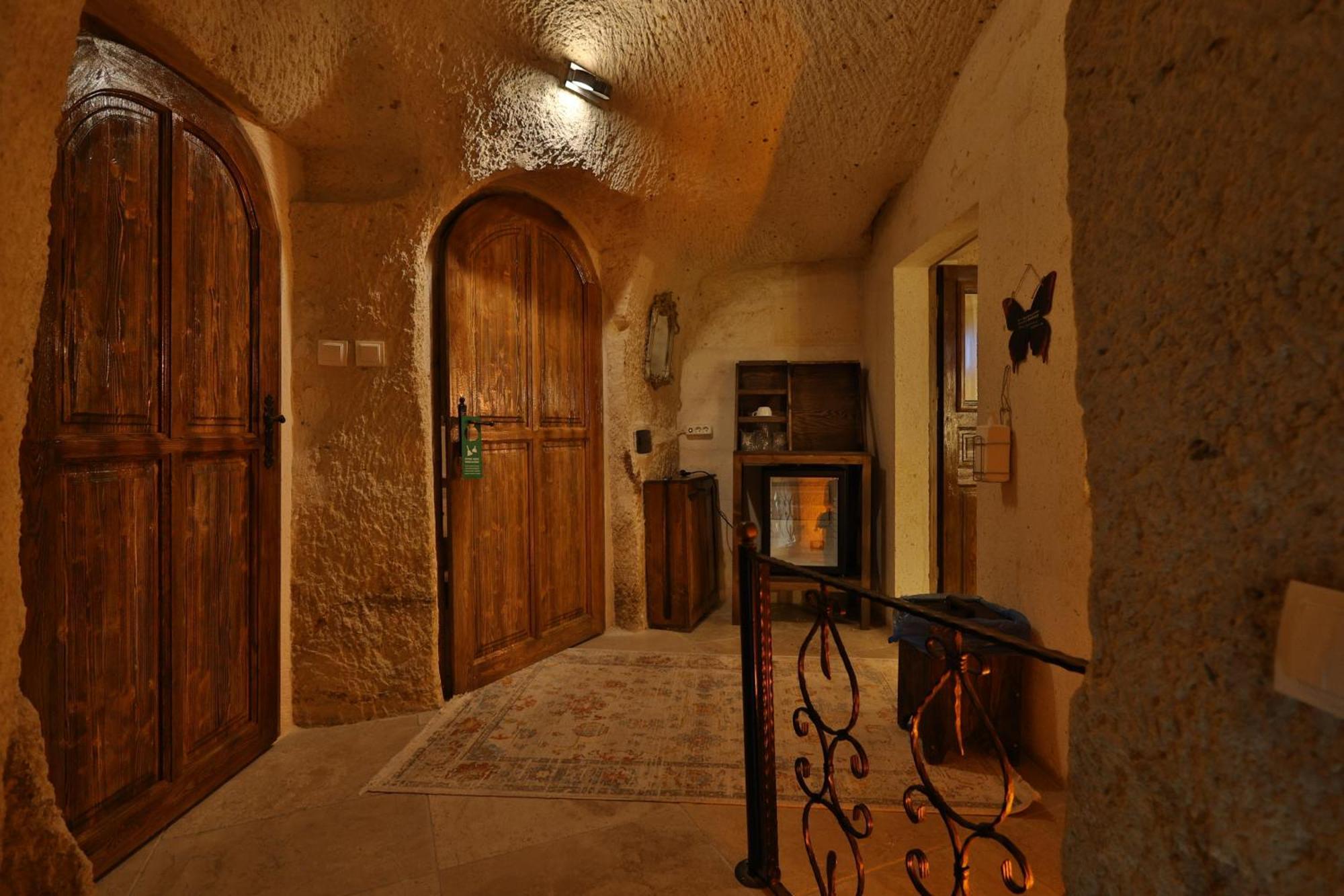 Demisos Caves Hotel Ургуп Экстерьер фото