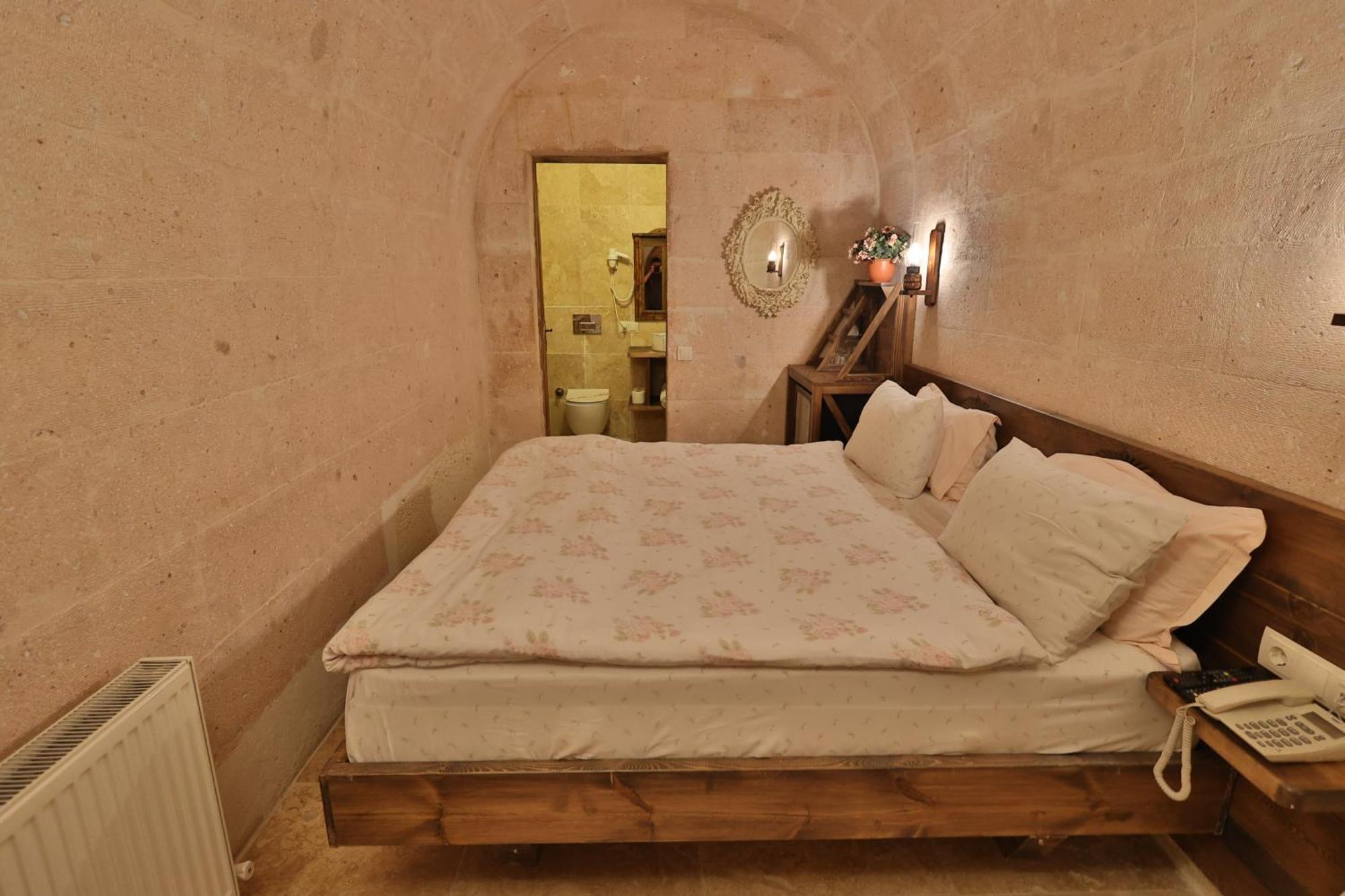 Demisos Caves Hotel Ургуп Экстерьер фото
