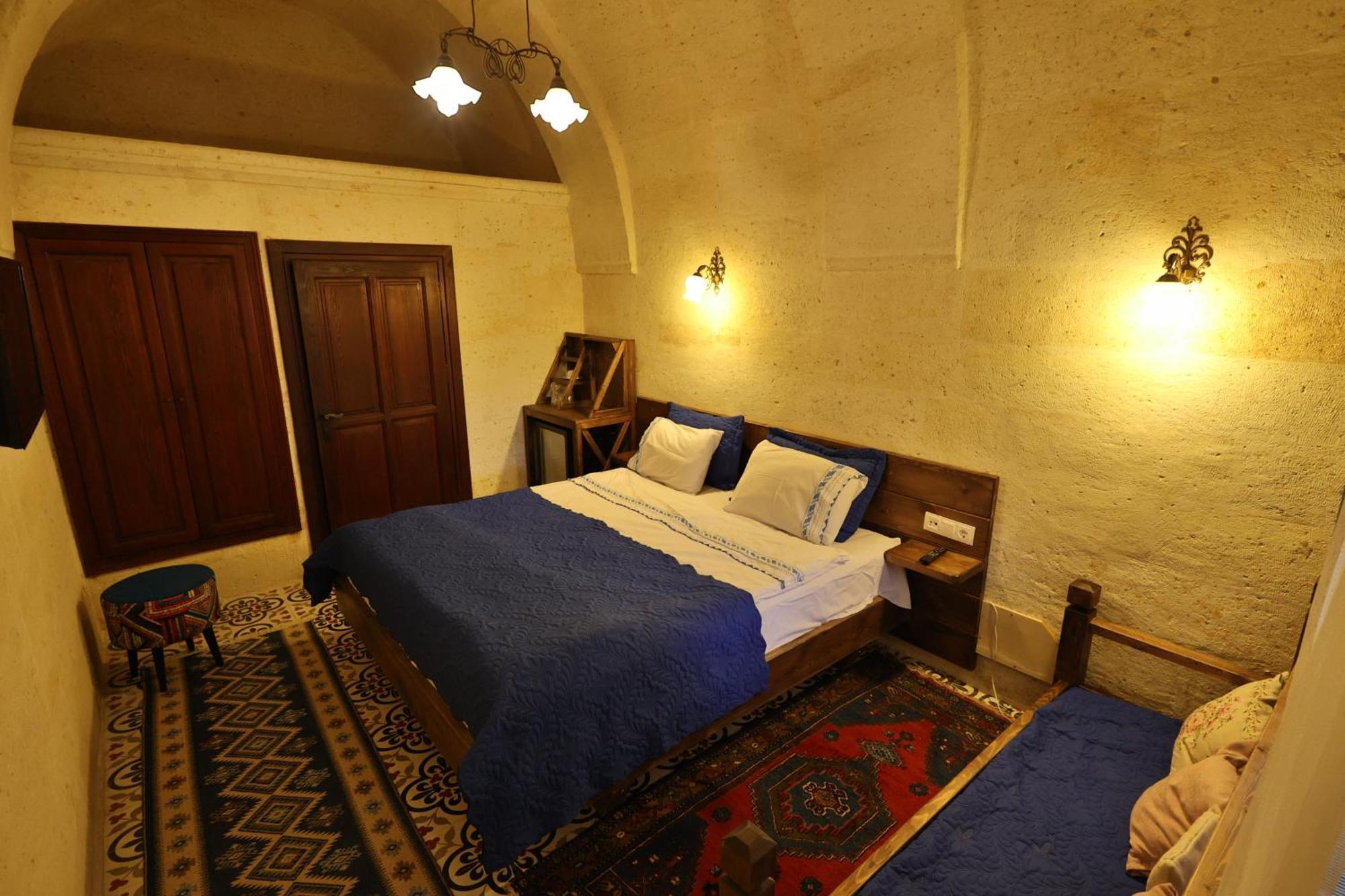 Demisos Caves Hotel Ургуп Экстерьер фото